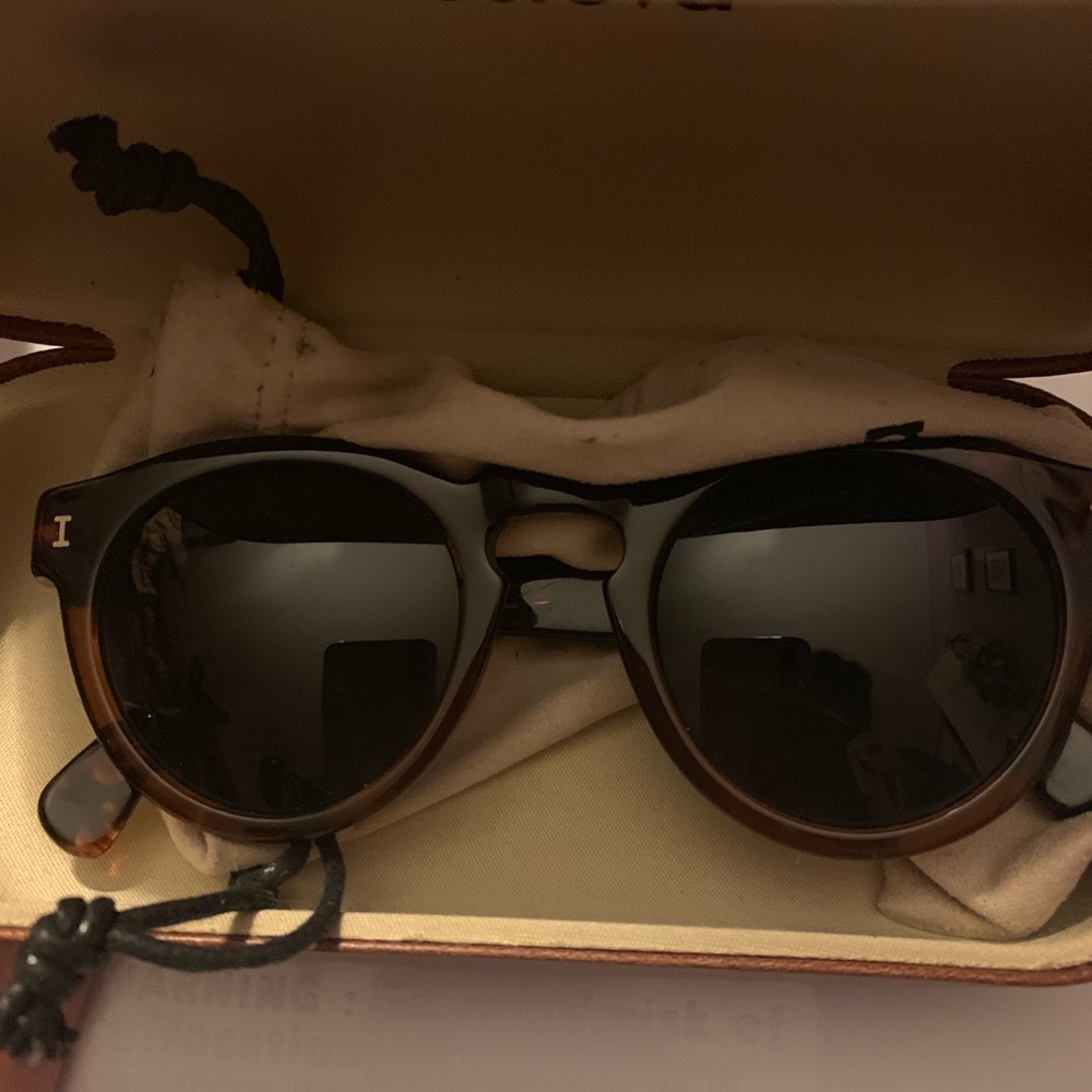 Illesteva Leonard Half/Half Dark Brown L-N77